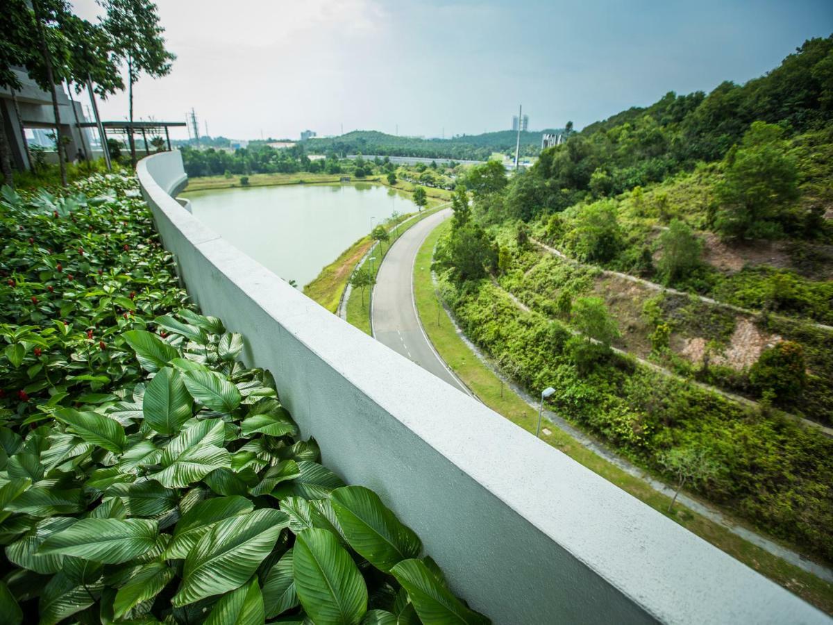 Iskandar Puteri Medini Famous Theme Park Nusajaya  Exterior foto